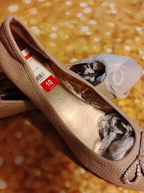 NEW! Material Girl Nude/Blush Perforated Ballet Flats with Decorative Bow.